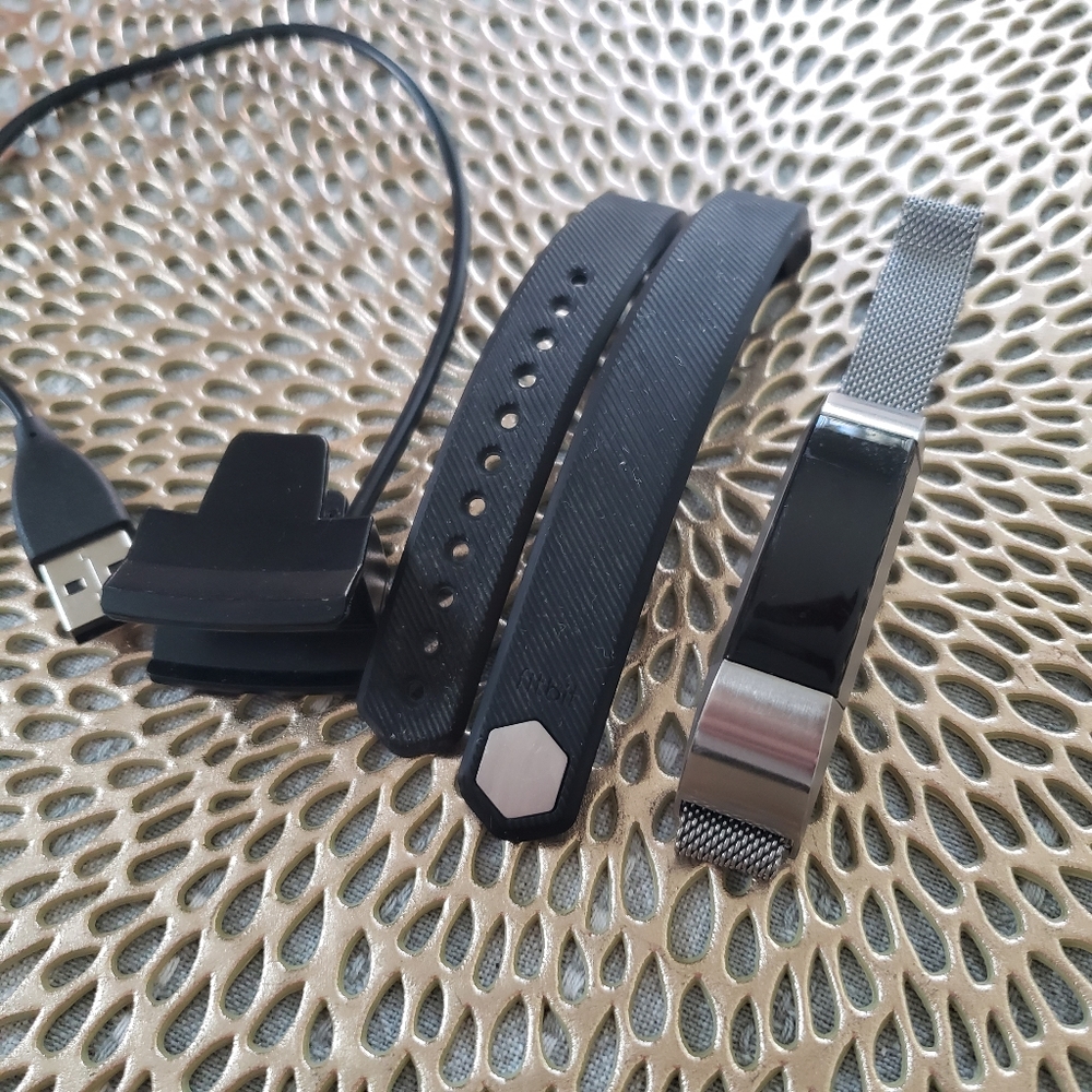 Fitbit Alta - image 5